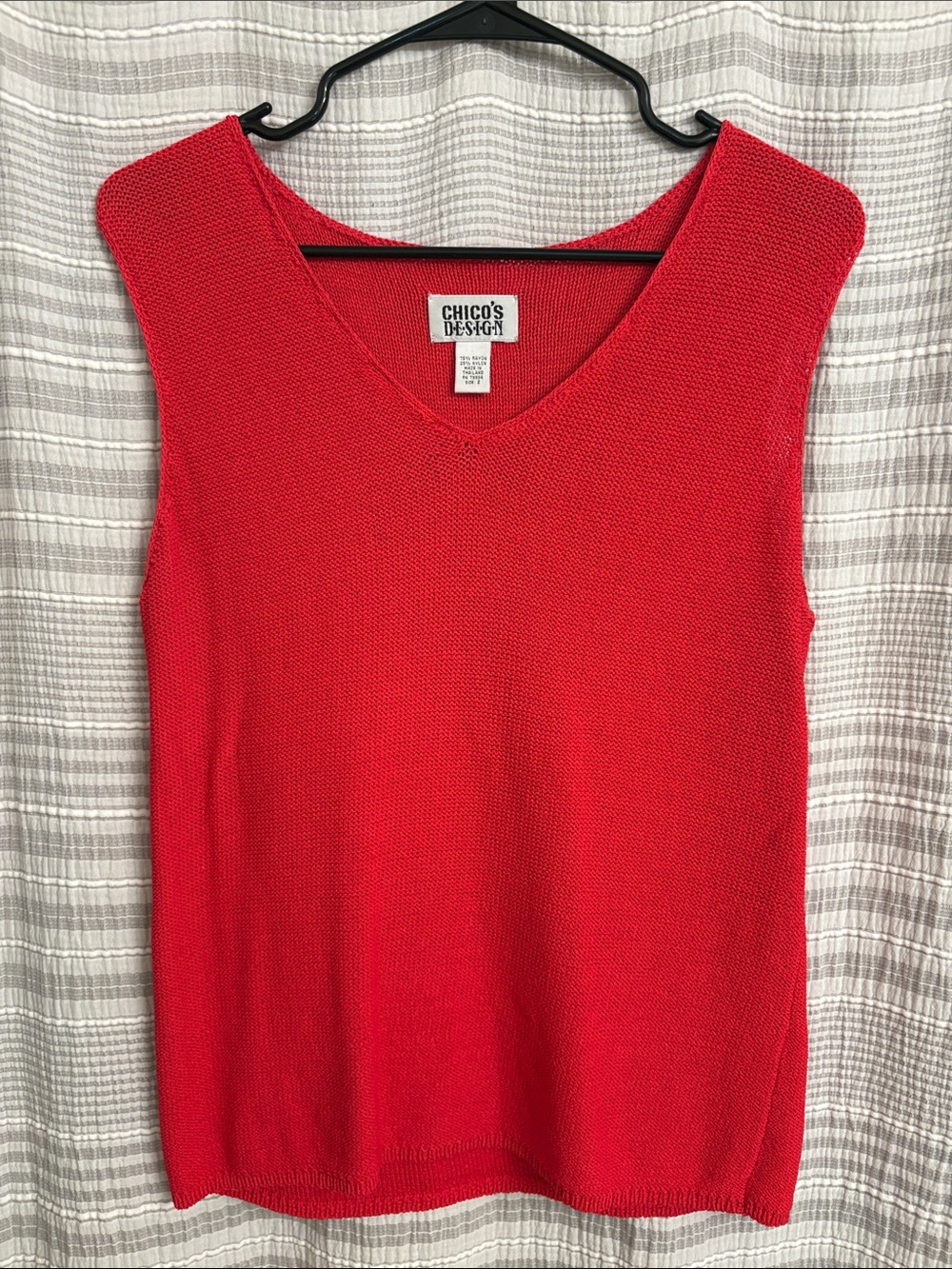 Chico's Bright Red V-Neck Sleeveless Knit Tank